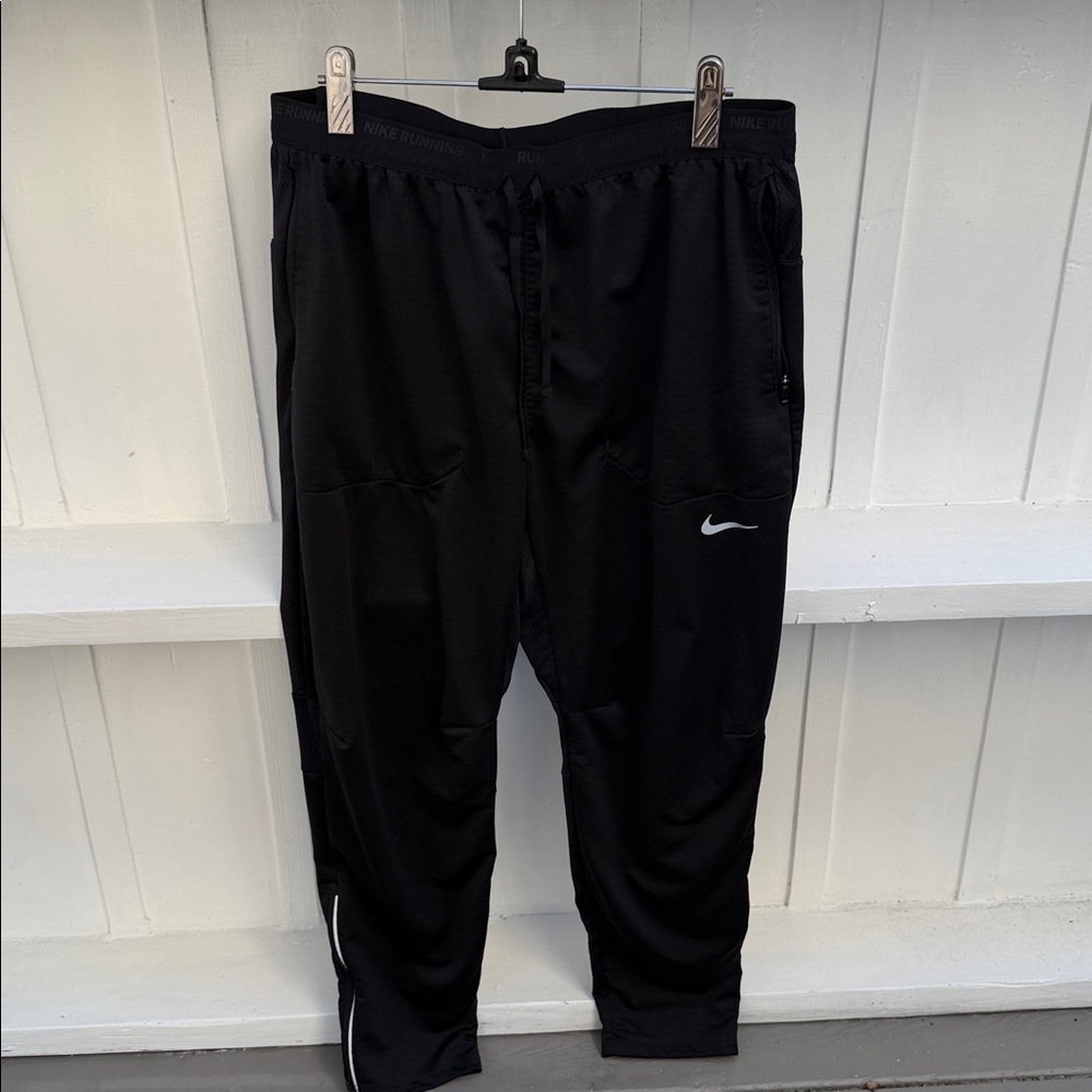 Nike Black Running Pants Men’s Large. Never worn